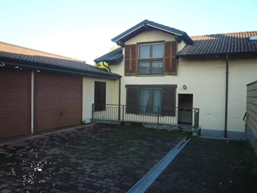 Immagine 10 di Appartamento in vendita  in Via Cavalieri di Vittorio Veneto a San Colombano Al Lambro