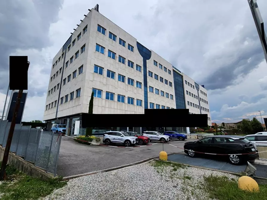 Immagine 4 di Ufficio in vendita  in Strada SP 13 a Concorezzo