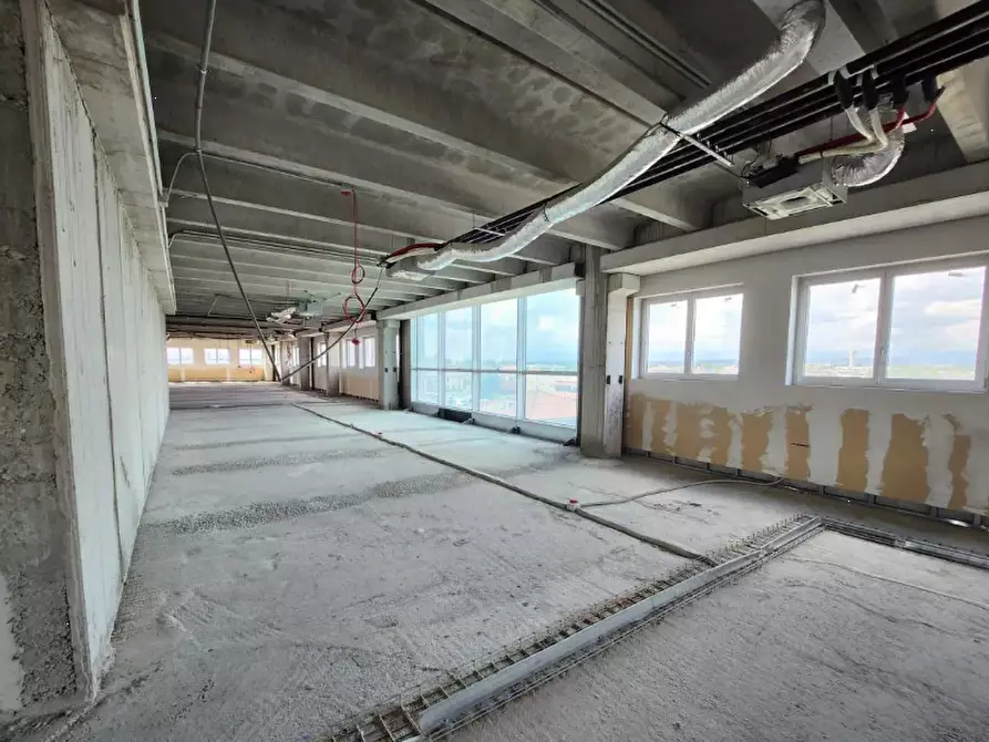 Immagine 15 di Ufficio in vendita  in Strada SP 13 a Concorezzo