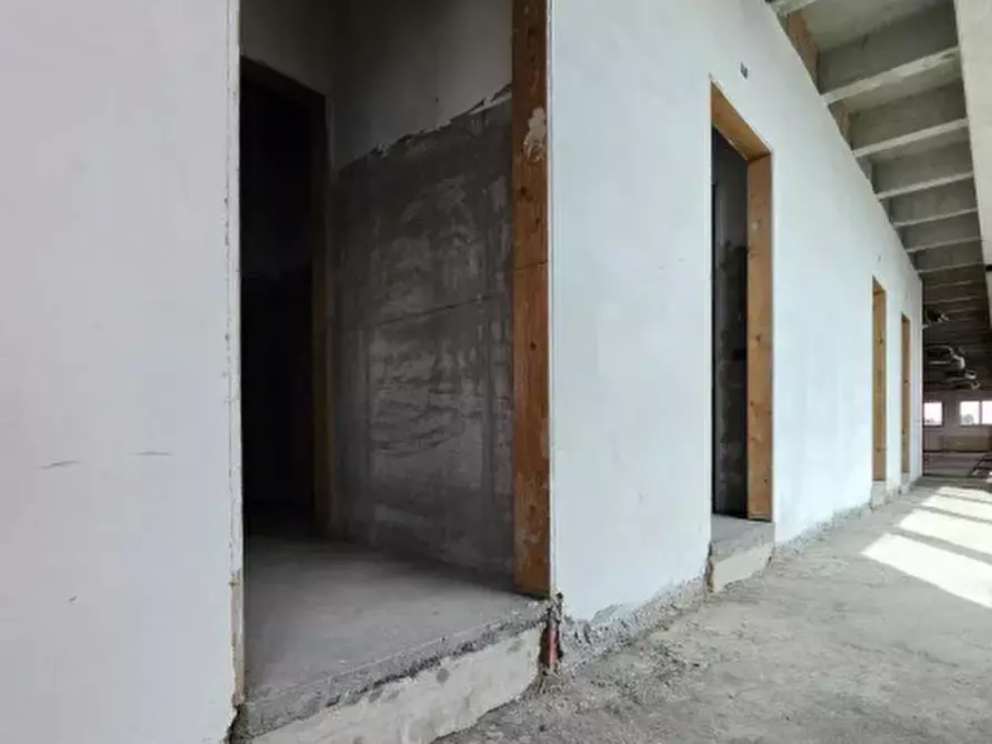 Immagine 17 di Ufficio in vendita  in Strada SP 13 a Concorezzo