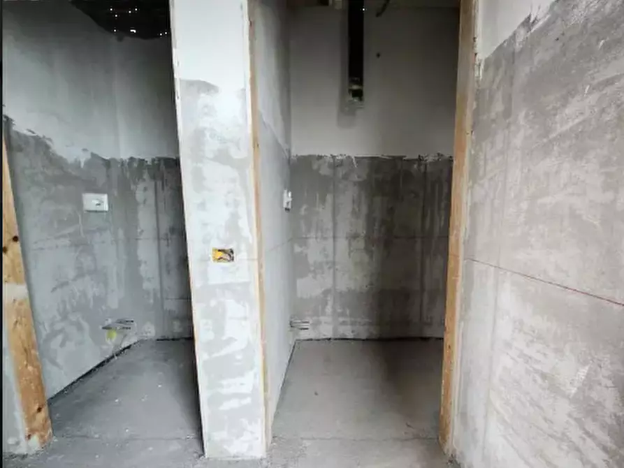 Immagine 18 di Ufficio in vendita  in Strada SP 13 a Concorezzo