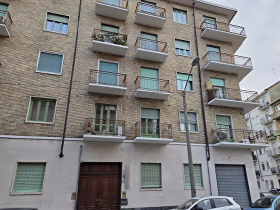 Immagine 6 di Appartamento in vendita  in Via Tiraboschi  a Torino