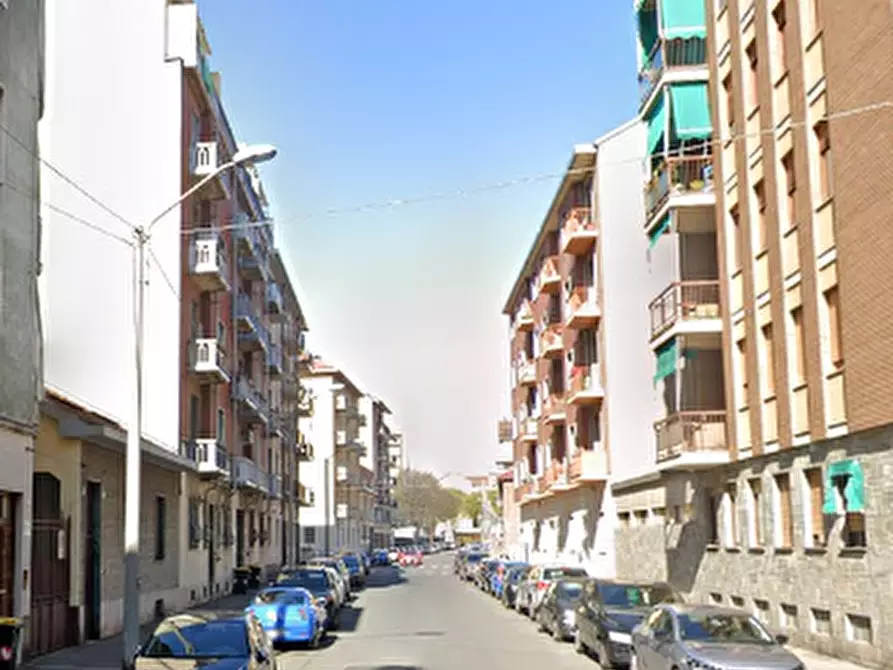 Immagine 8 di Appartamento in vendita  in Via Tiraboschi  a Torino