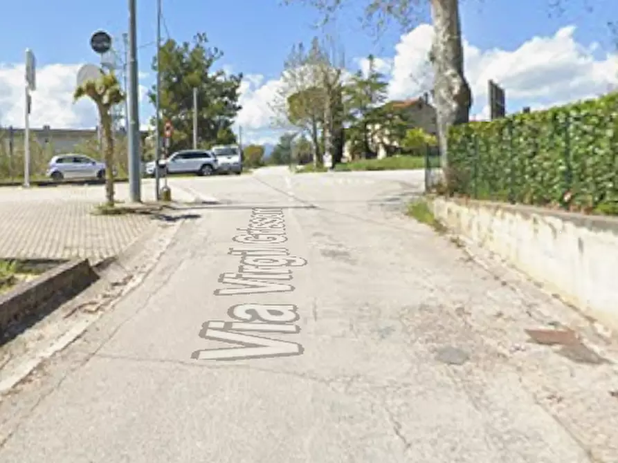 Immagine 3 di Appartamento in vendita  in Via Virgil Grissom a Falerone