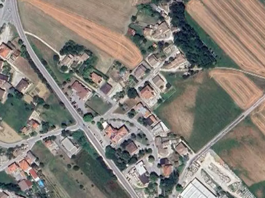 Immagine 6 di Appartamento in vendita  in Via Virgil Grissom a Falerone