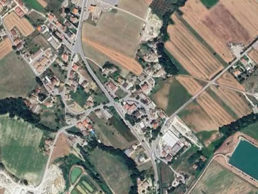 Immagine 7 di Appartamento in vendita  in Via Virgil Grissom a Falerone