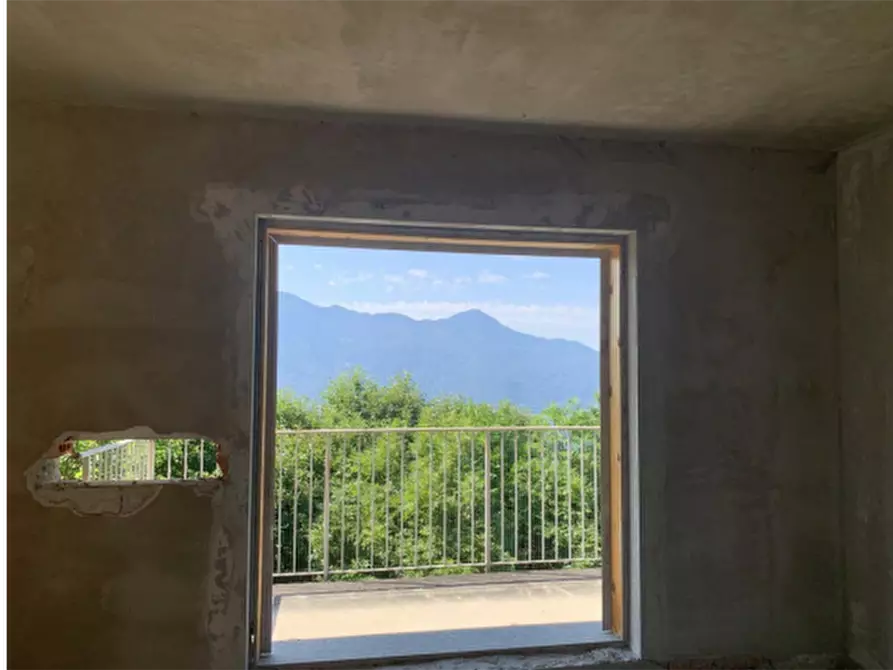 Immagine 12 di Appartamento in vendita  in Via Bugiallo a Sorico