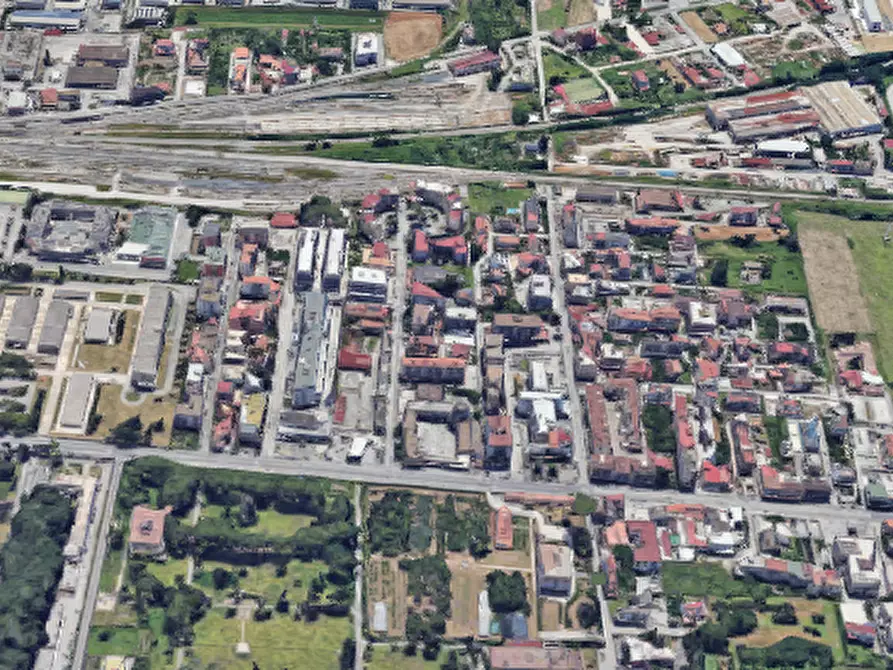 Immagine 9 di Magazzino in vendita  in Via Santagata a Caserta
