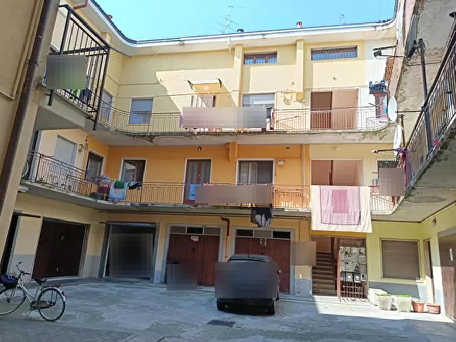 Immagine 5 di Appartamento in vendita  in Vicolo del Carso a Cologno Al Serio