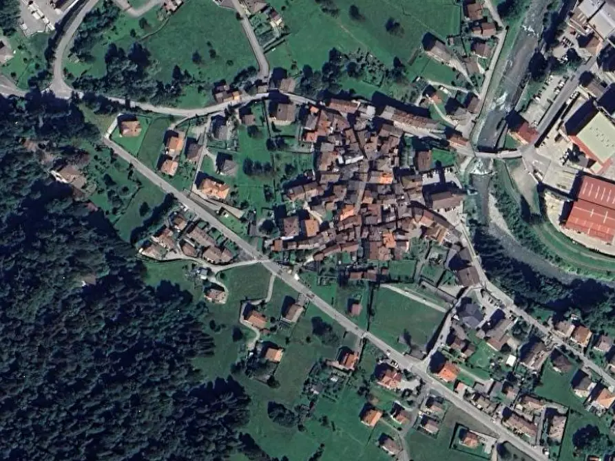 Immagine 2 di Magazzino in vendita  in Via Alessandro Volta a Cortenova