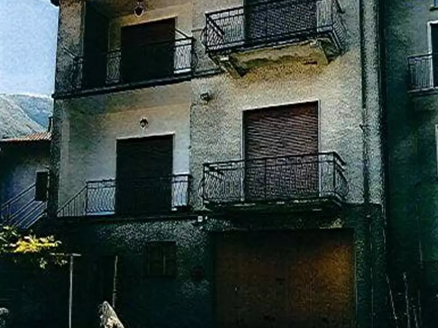 Immagine 2 di Appartamento in vendita  in Via Alessandro Volta a Cortenova