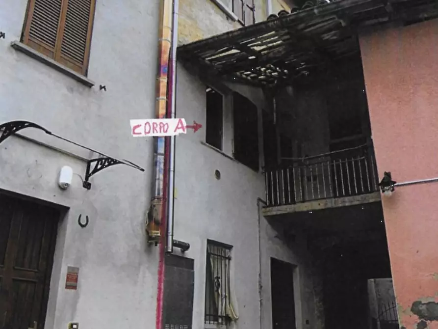 Immagine 1 di Appartamento in vendita  in Via Alessandro Manzoni a Galbiate