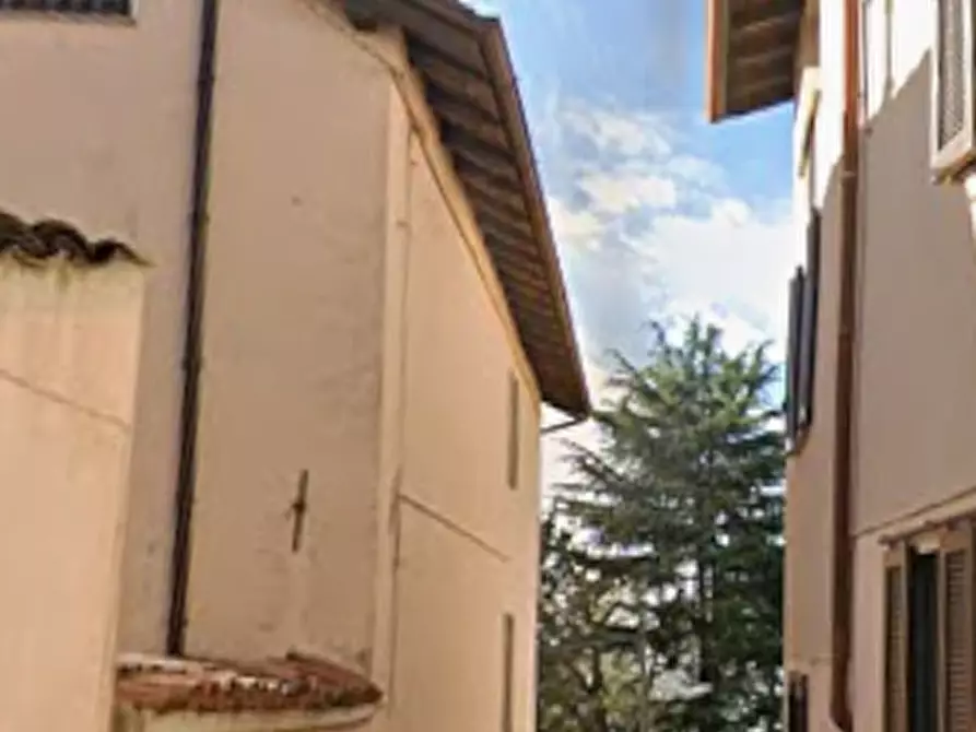 Immagine 4 di Appartamento in vendita  in Via Alessandro Manzoni a Galbiate