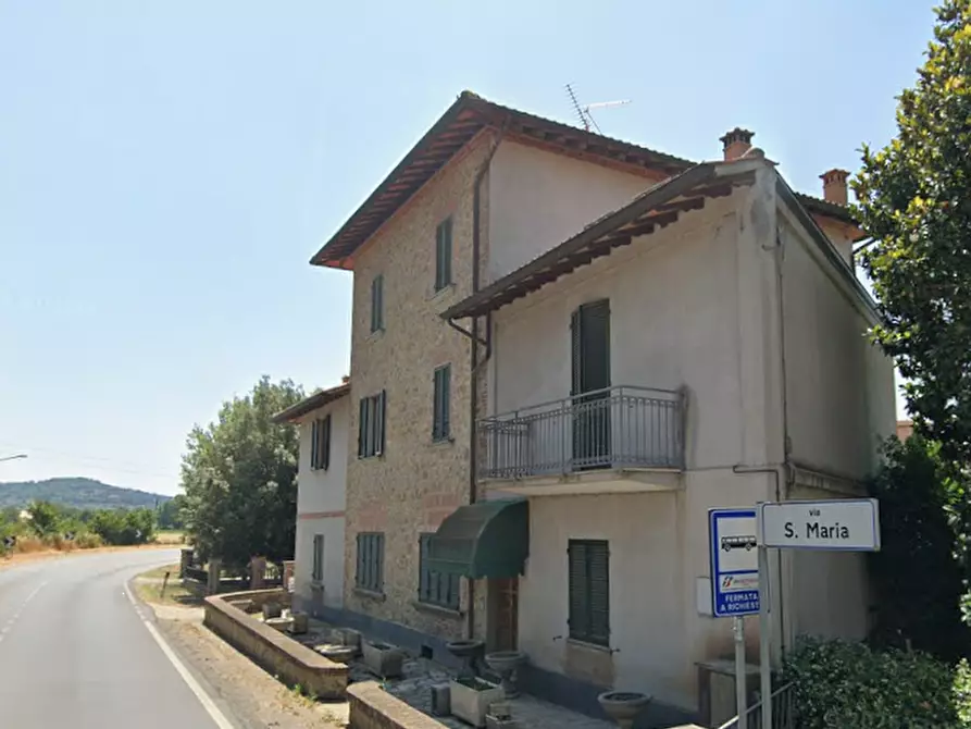 Immagine 3 di Rustico / casale in vendita  in Via Santa Maria a Castiglione Del Lago