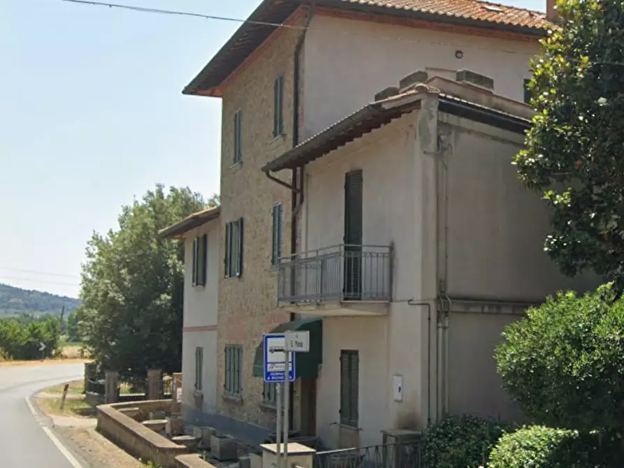 Immagine 5 di Rustico / casale in vendita  in Via Santa Maria a Castiglione Del Lago
