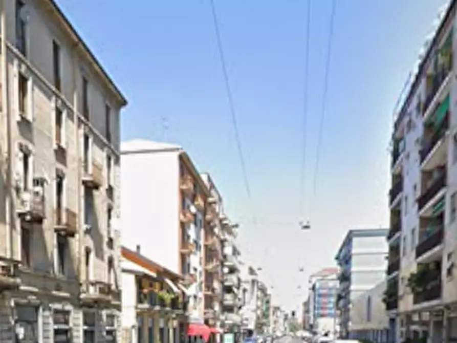 Immagine 3 di Appartamento in vendita  in Via Padova a Milano
