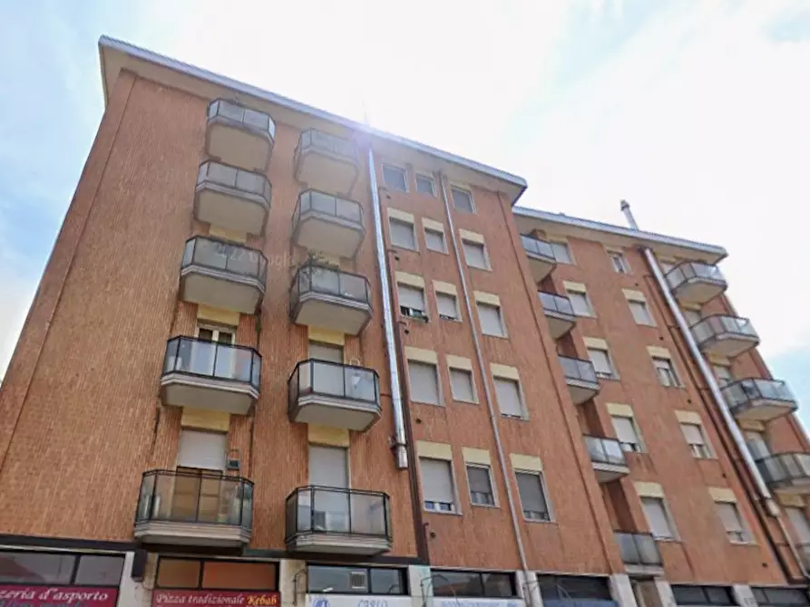 Immagine 7 di Appartamento in vendita  in Via Primo Maggio a Rho