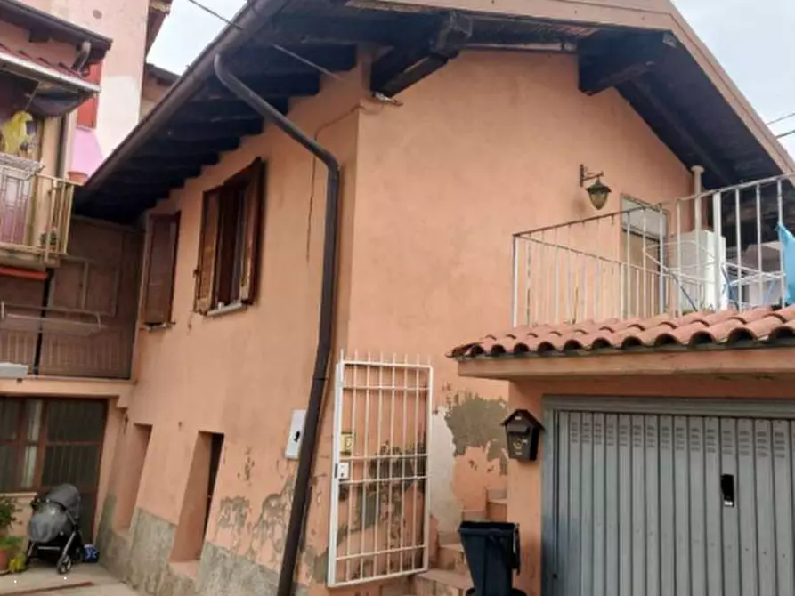 Immagine 1 di Appartamento in vendita  in Piazza Dante a Filago