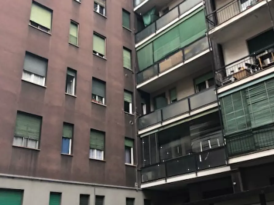 Immagine 2 di Appartamento in vendita  in Via Rogoredo a Milano