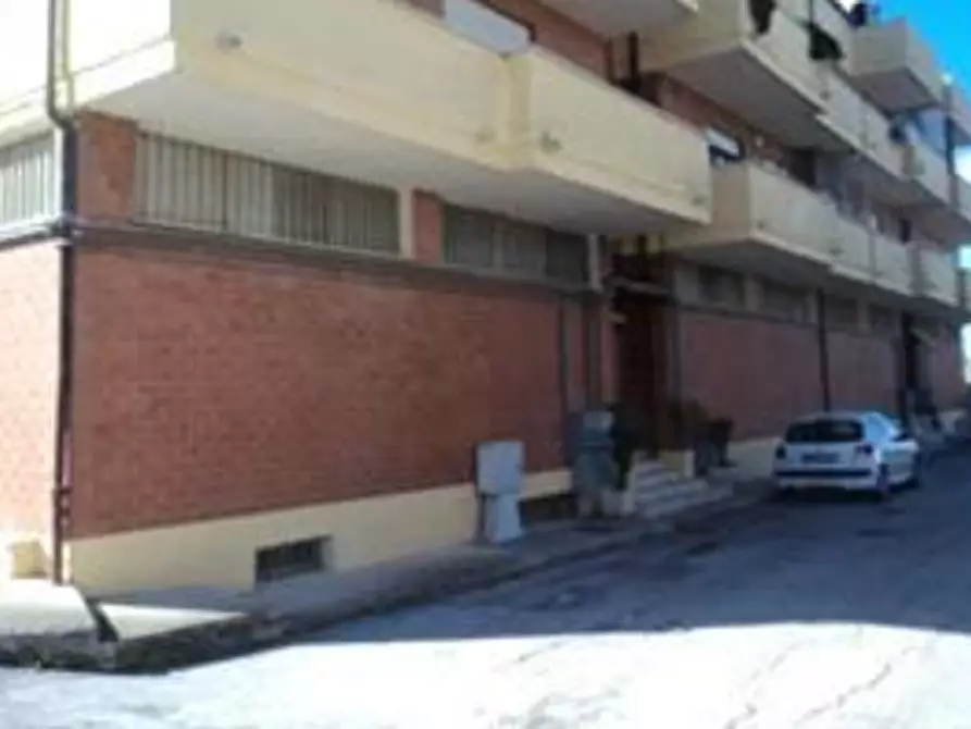 Immagine 3 di Appartamento in vendita  in Piazza dell'unità a Montegranaro