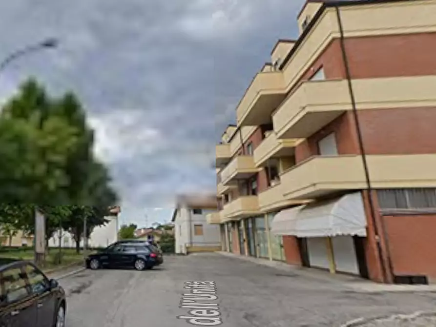 Immagine 5 di Appartamento in vendita  in Piazza dell'unità a Montegranaro