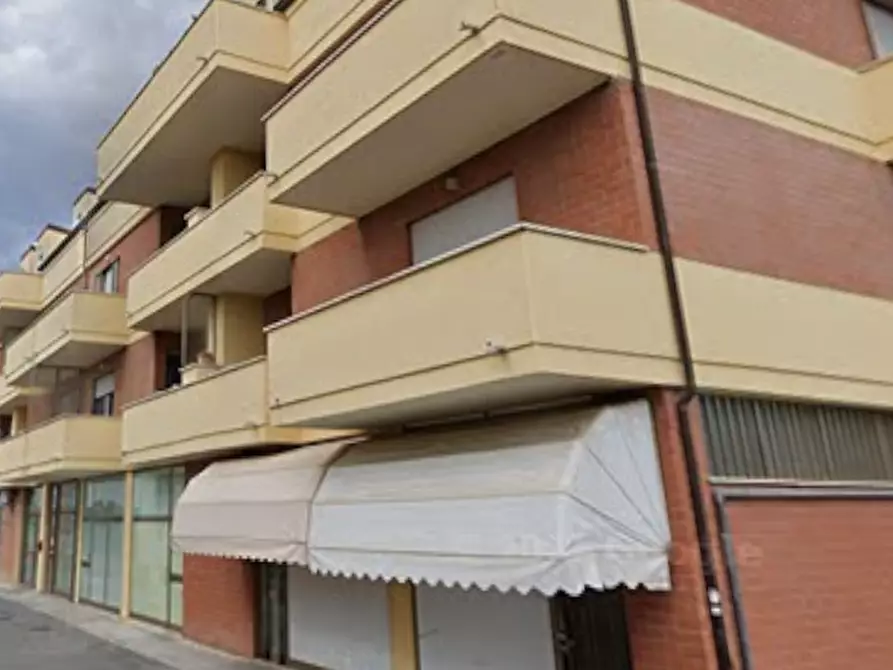Immagine 6 di Appartamento in vendita  in Piazza dell'unità a Montegranaro