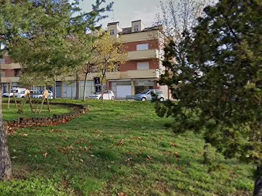 Immagine 9 di Appartamento in vendita  in Piazza dell'unità a Montegranaro