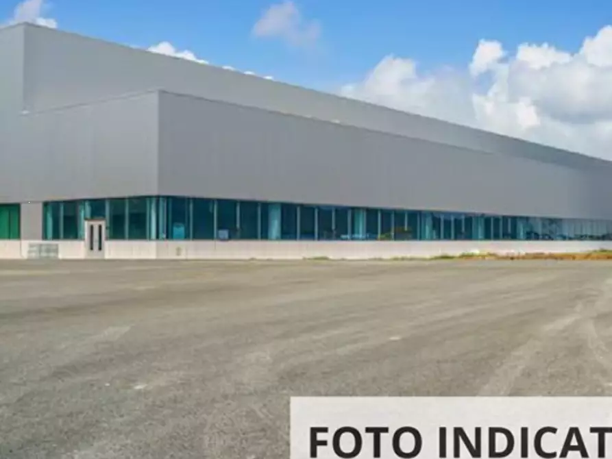 Immagine 10 di Magazzino in vendita  in Via Palmiro Togliatti a Montegranaro