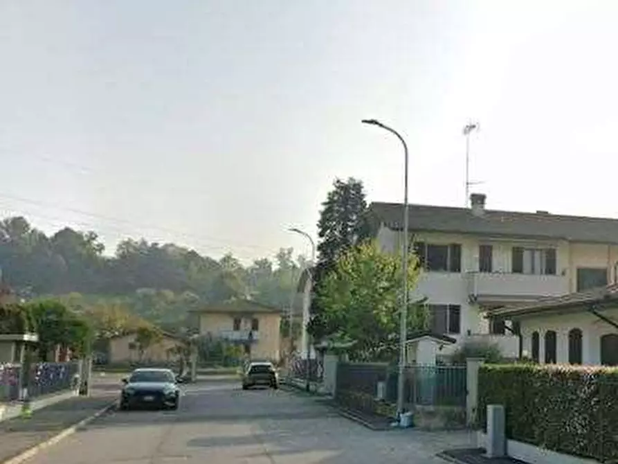 Immagine 8 di Appartamento in vendita  in Via Roma a Miradolo Terme