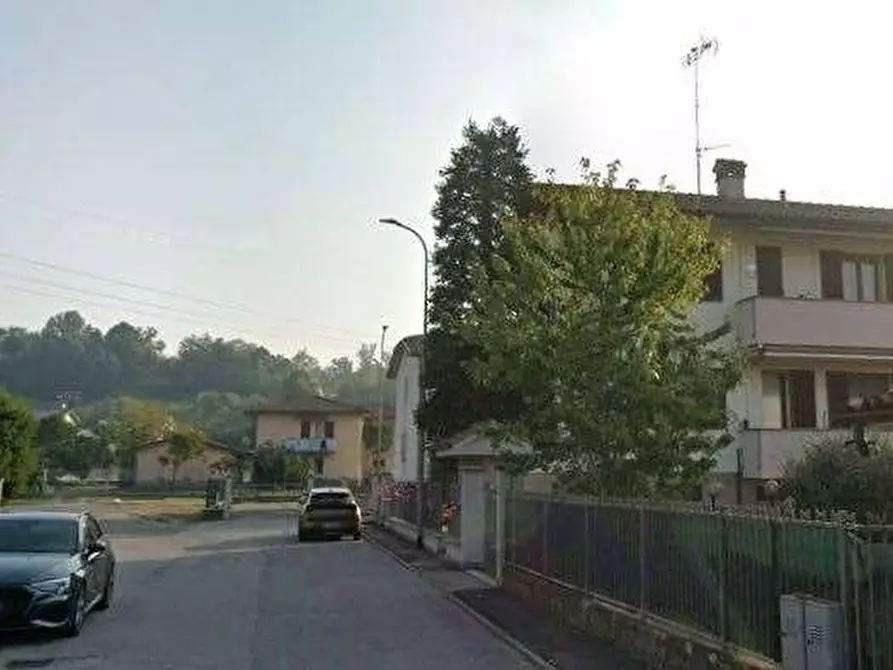 Immagine 9 di Appartamento in vendita  in Via Roma a Miradolo Terme
