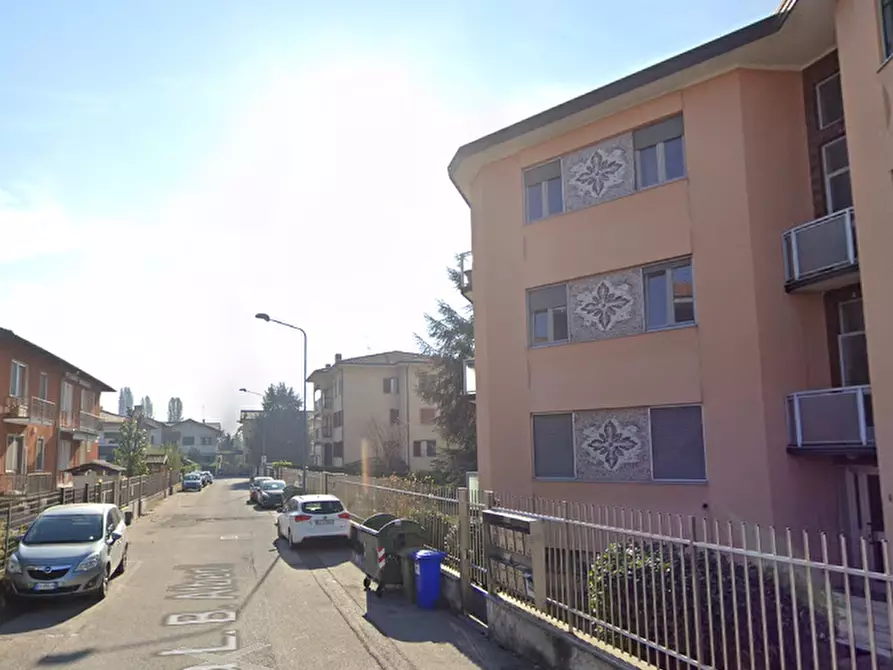 Immagine 4 di Appartamento in vendita  in Via Alberti a Binasco