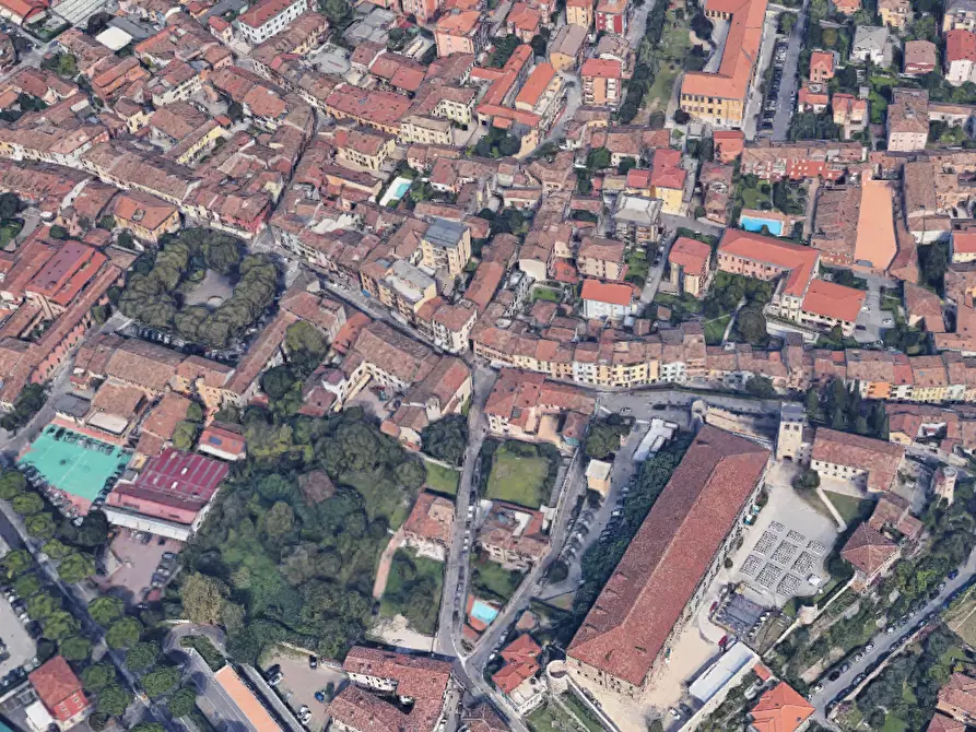 Immagine 5 di Appartamento in vendita  in Vicolo San Giovanni  a Desenzano Del Garda