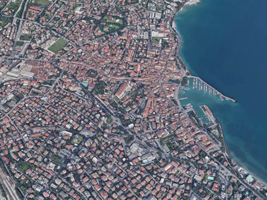 Immagine 9 di Appartamento in vendita  in Vicolo San Giovanni  a Desenzano Del Garda