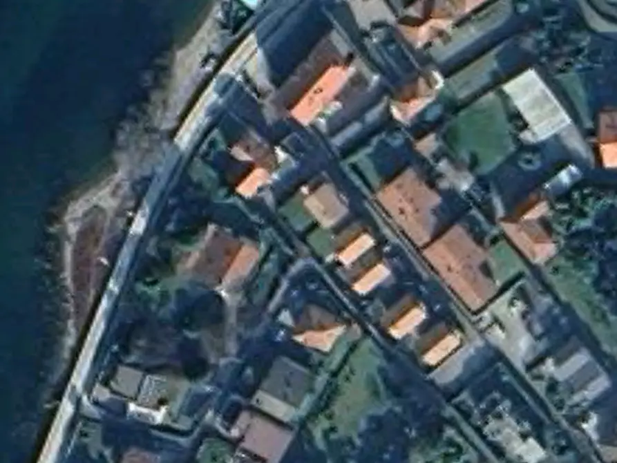 Immagine 15 di Appartamento in vendita  in Via IV Novembre a Germignaga