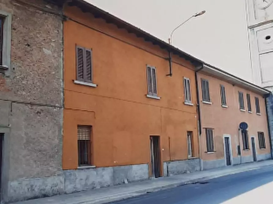 Immagine 2 di Appartamento in vendita  in Via Redipuglia  a Malnate