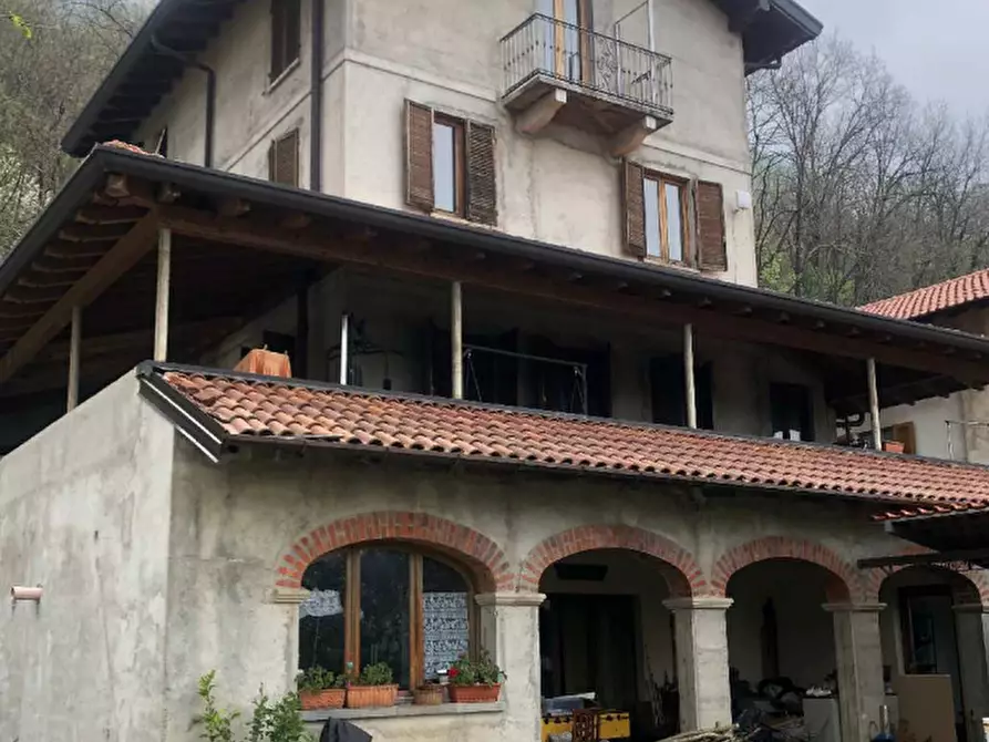 Immagine 4 di Appartamento in vendita  in Via A. Manzoni a Arcisate