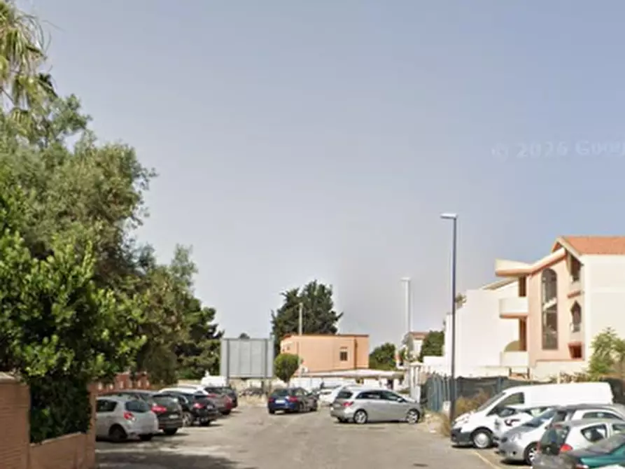 Immagine 3 di Magazzino in vendita  in Via Emilio Lussu a Selargius