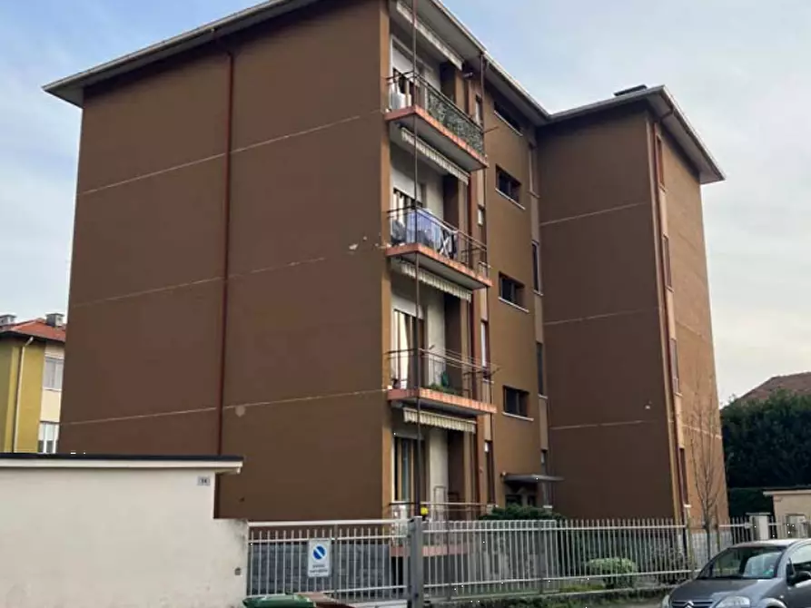 Immagine 2 di Appartamento in vendita  in Via Filippo Meda a Busto Arsizio