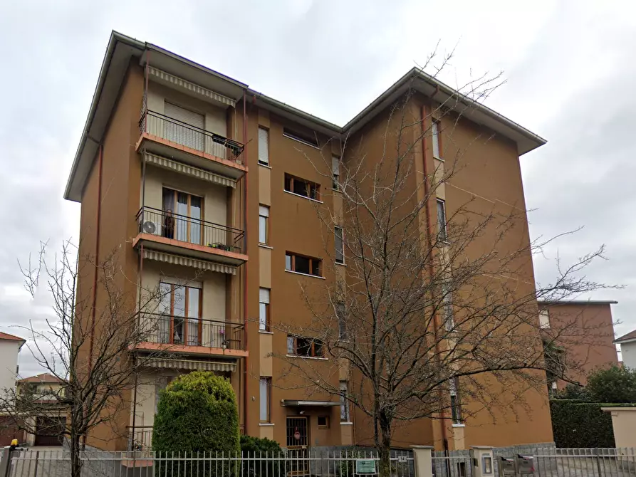 Immagine 6 di Appartamento in vendita  in Via Filippo Meda a Busto Arsizio