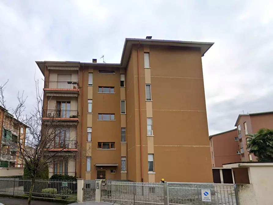 Immagine 8 di Appartamento in vendita  in Via Filippo Meda a Busto Arsizio