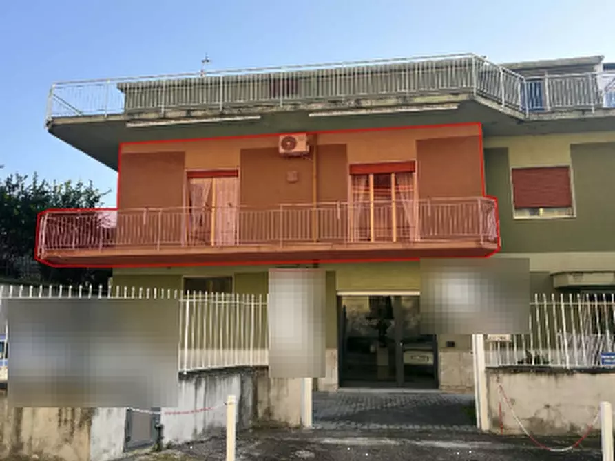 Immagine 1 di Appartamento in vendita  in Via Molino Militare a Caserta