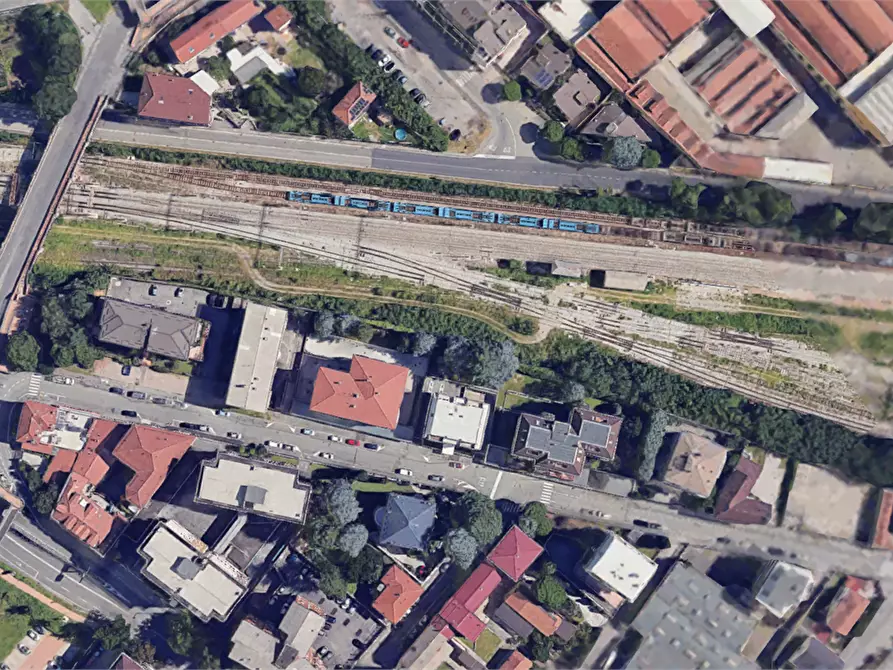 Immagine 12 di Appartamento in vendita  in Via Enrico dell'acqua  a Busto Arsizio