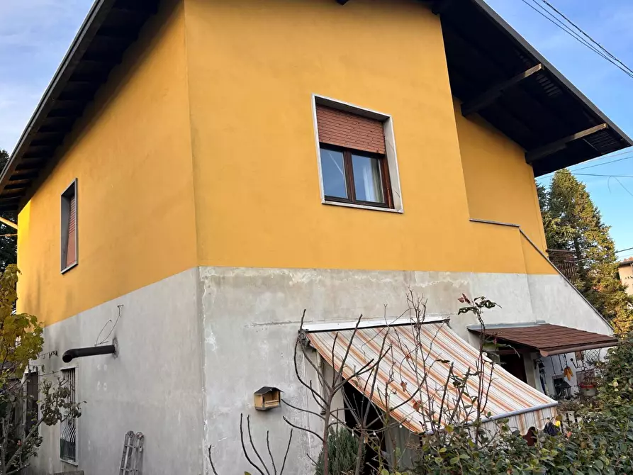 Immagine 3 di Appartamento in vendita  in Via Cesare Pavese a Arsago Seprio