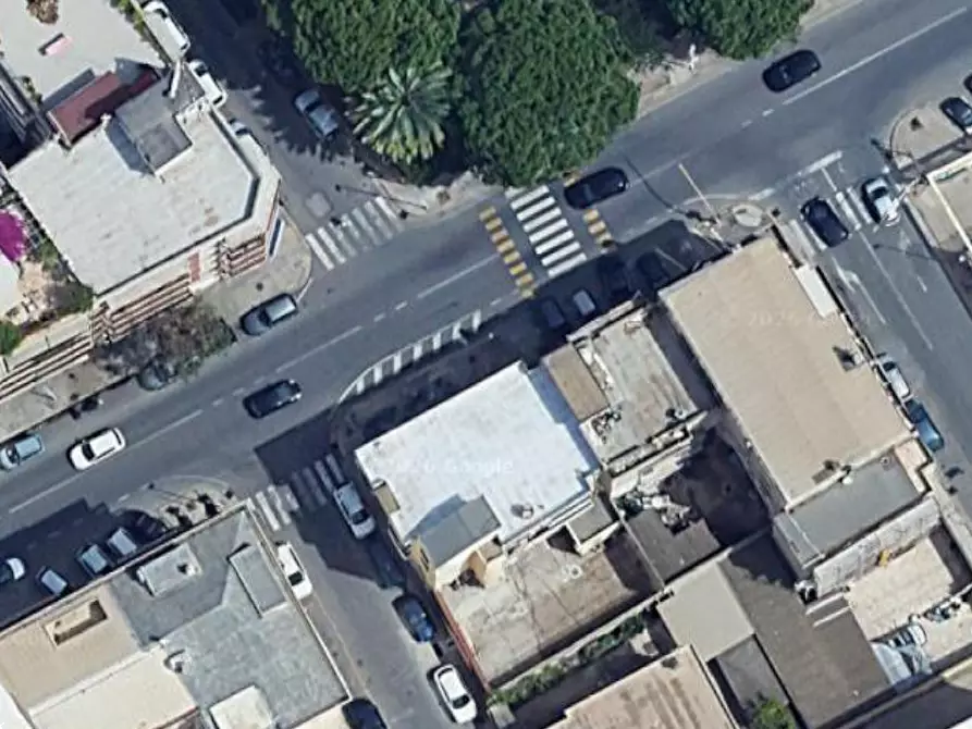 Immagine 1 di Negozio in vendita  in Via Guglielmo Marconi a Quartu Sant'elena