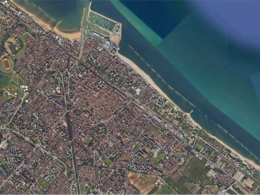Immagine 10 di Negozio in vendita  in Via Nolfi a Fano