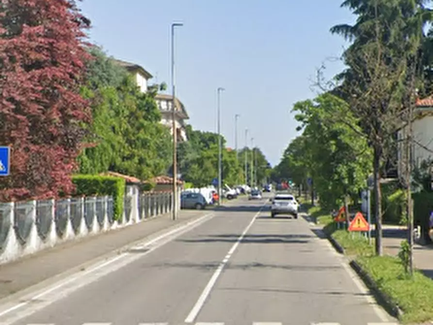 Immagine 8 di Garage in vendita  in Via Alessandro Volta  a Cassano D'adda
