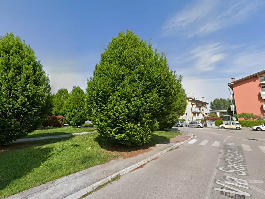 Immagine 10 di Appartamento in vendita  in Via Nazario Sauro  a Selvazzano Dentro