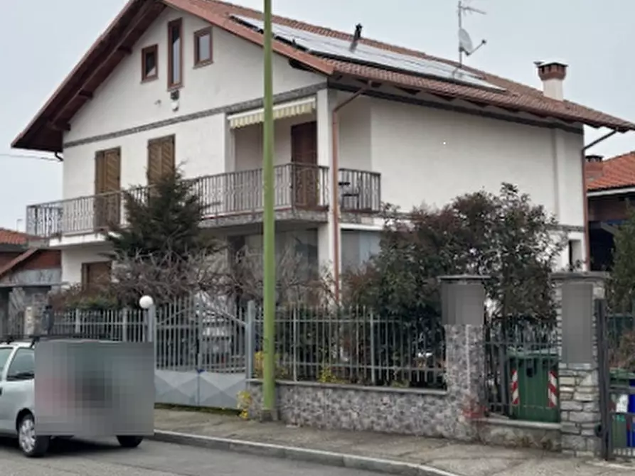 Immagine 10 di Casa indipendente in vendita  in Via Rossini  a Rivalta Di Torino