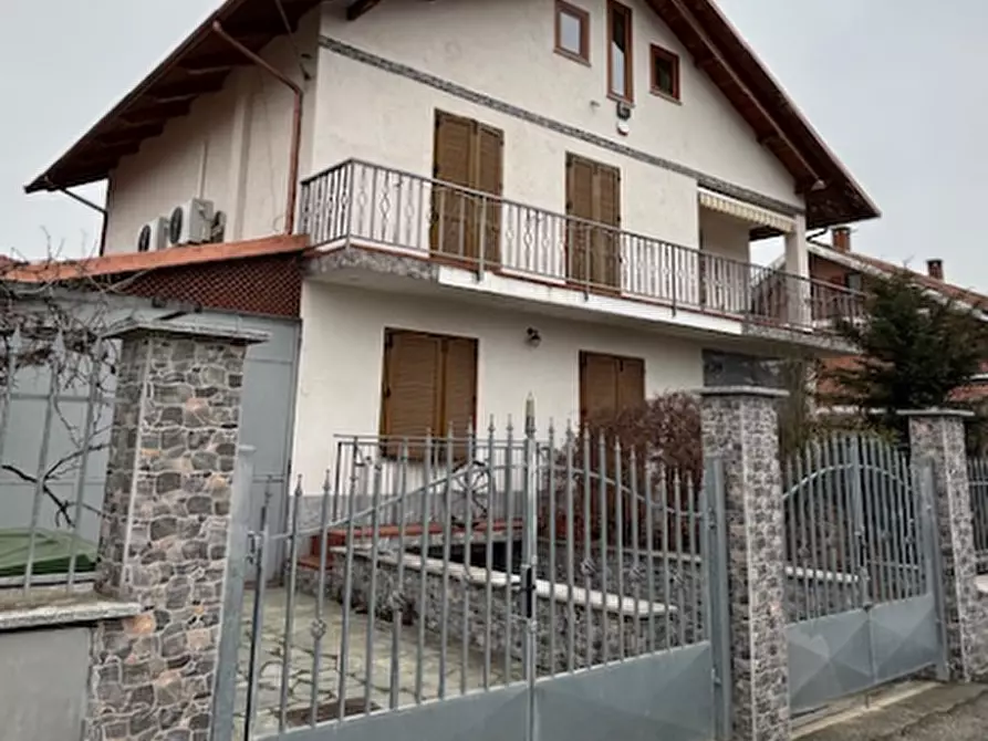 Immagine 12 di Casa indipendente in vendita  in Via Rossini  a Rivalta Di Torino