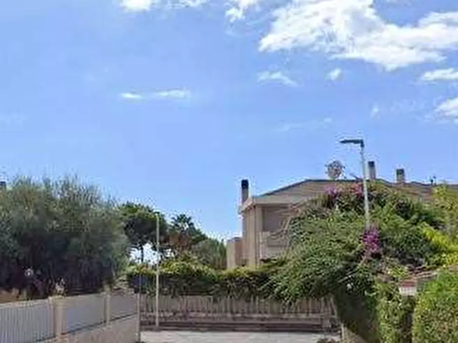 Immagine 5 di Villa in vendita  in via Levante a Quartu Sant'elena